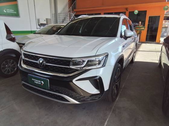 VOLKSWAGEN TAOS 1.4 250 TSI TOTAL FLEX HIGHLINE AUTOMÁTICO